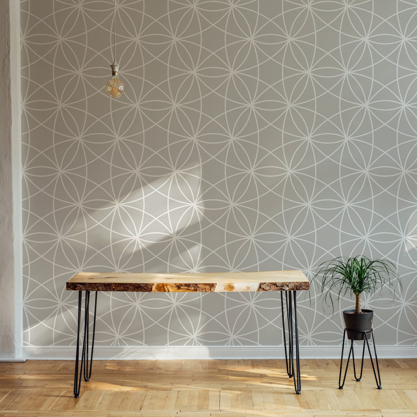 Modern Style Geometric Repeat Pattern Wallpaper