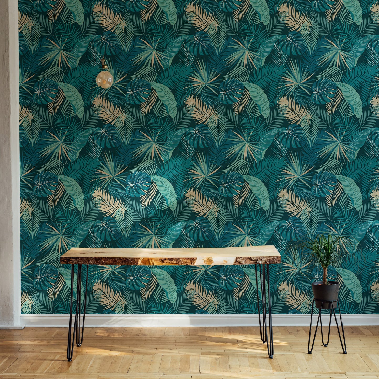 Tropical Jungle Palm Leaves Seamless Pattern Wallpaper