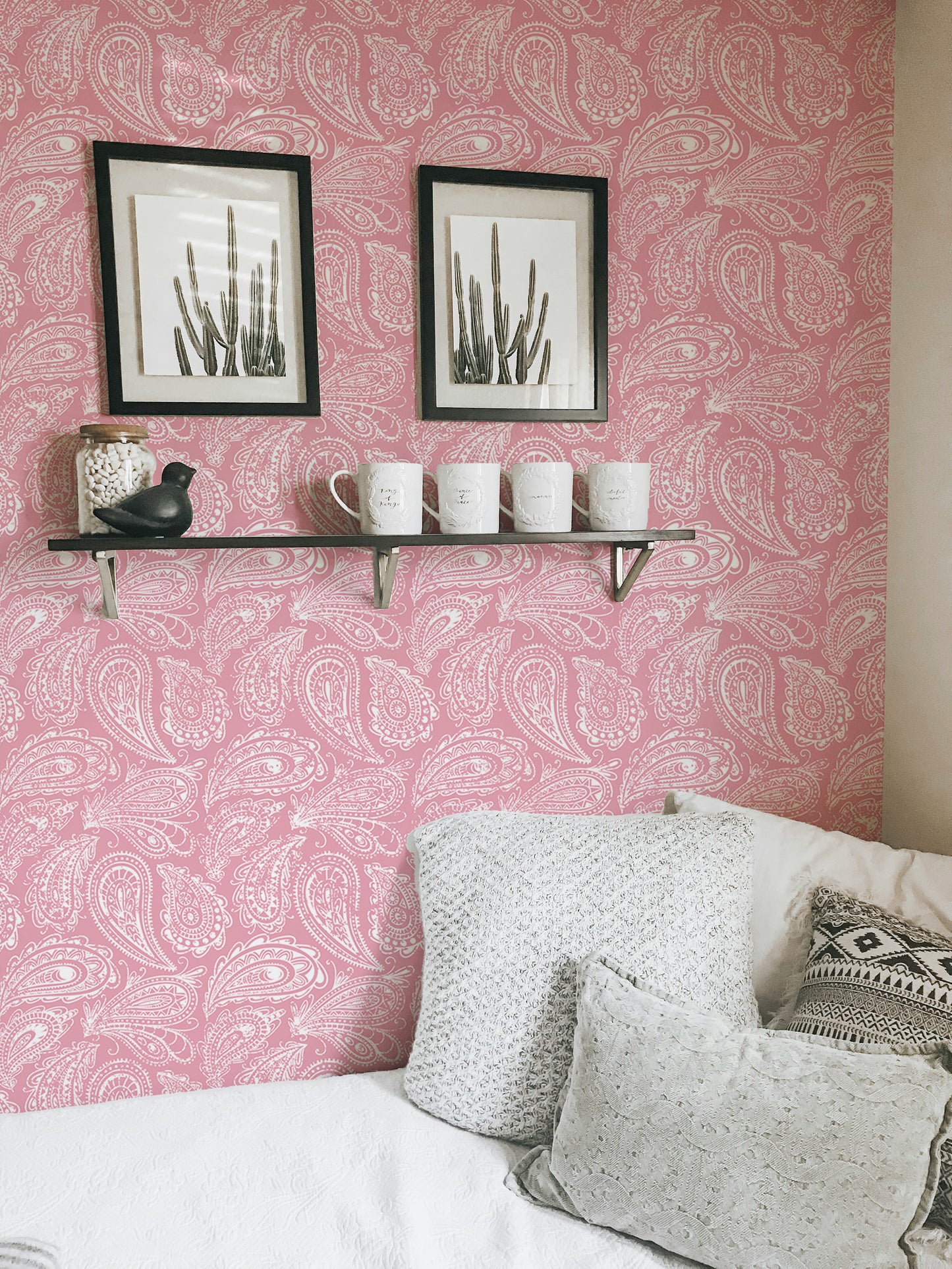 Pink Color Hand Drawn Paisley Ornament Wallpaper