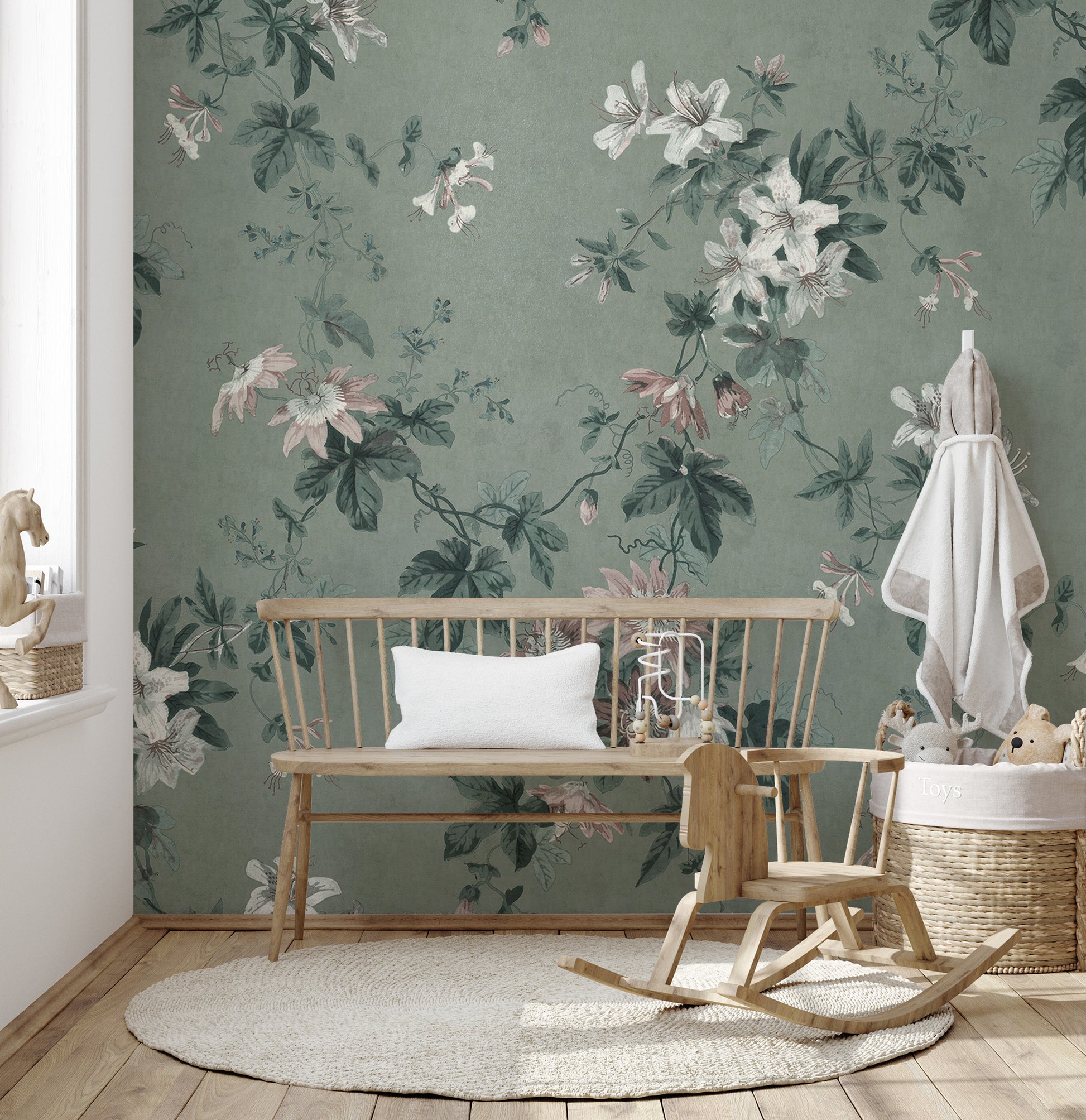 Beautiful green chinoiserie wallpaper for statement walls



