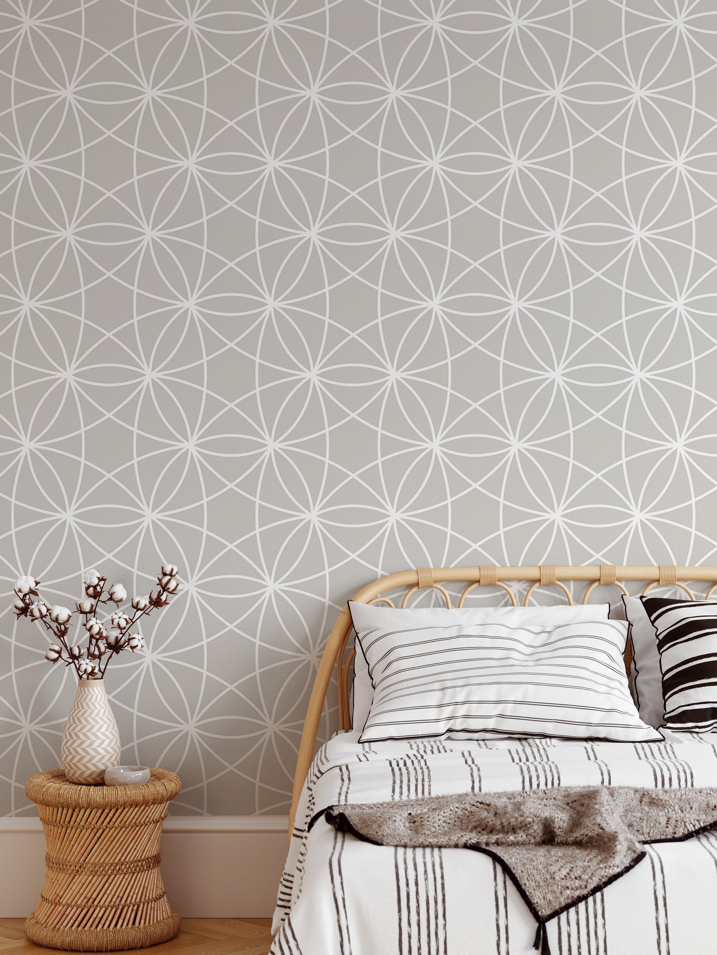 Modern Style Geometric Repeat Pattern Wallpaper