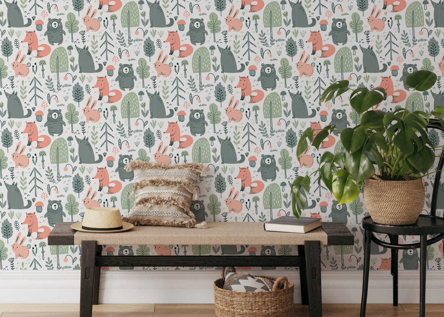 Charming forest animals wallpaper for lively kids’ rooms