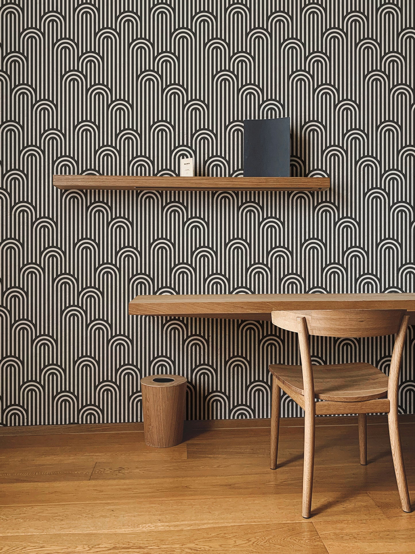 Twisted Lines Stripy Weaving Black and White Wallpaper