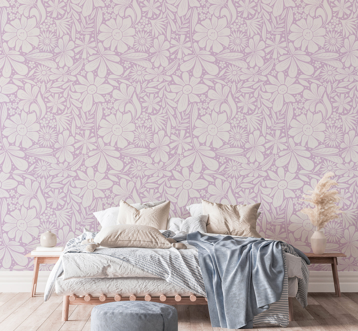 Lilac wallpaper showcasing blooming flowers for modern decor
