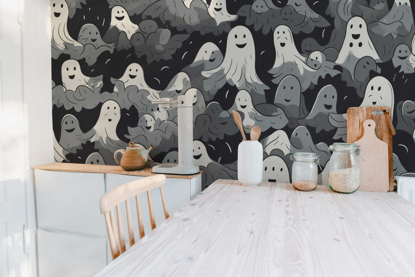 Black and White Ghosts Halloween Wallpaper