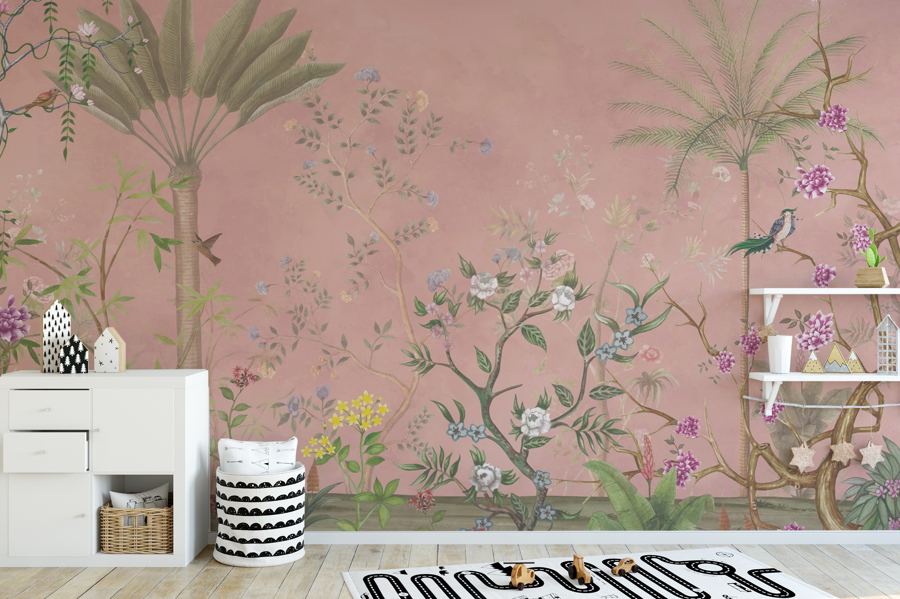 Stylish pink chinoiserie wallpaper with tropical flair
