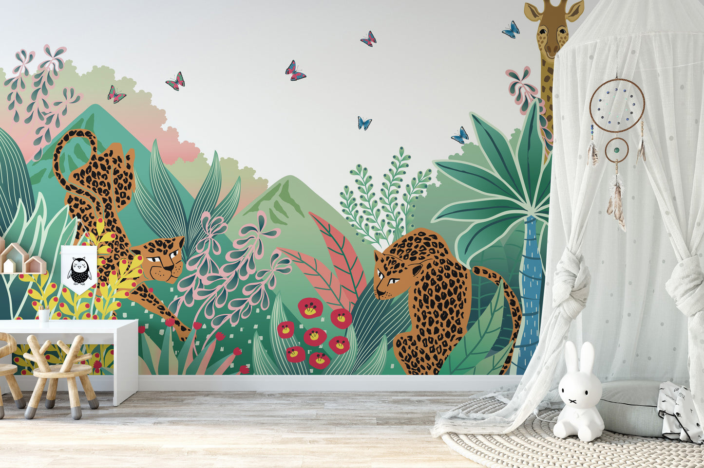 Fun safari animal wallpaper mural art
