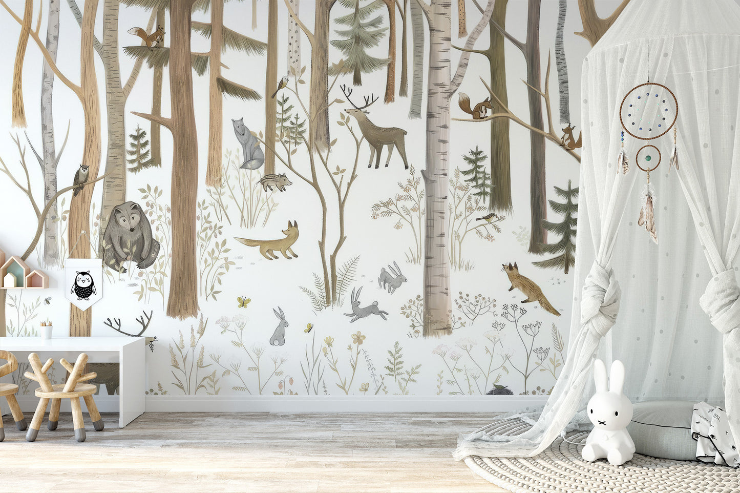 Room wallpaper featuring woodland forest friends design