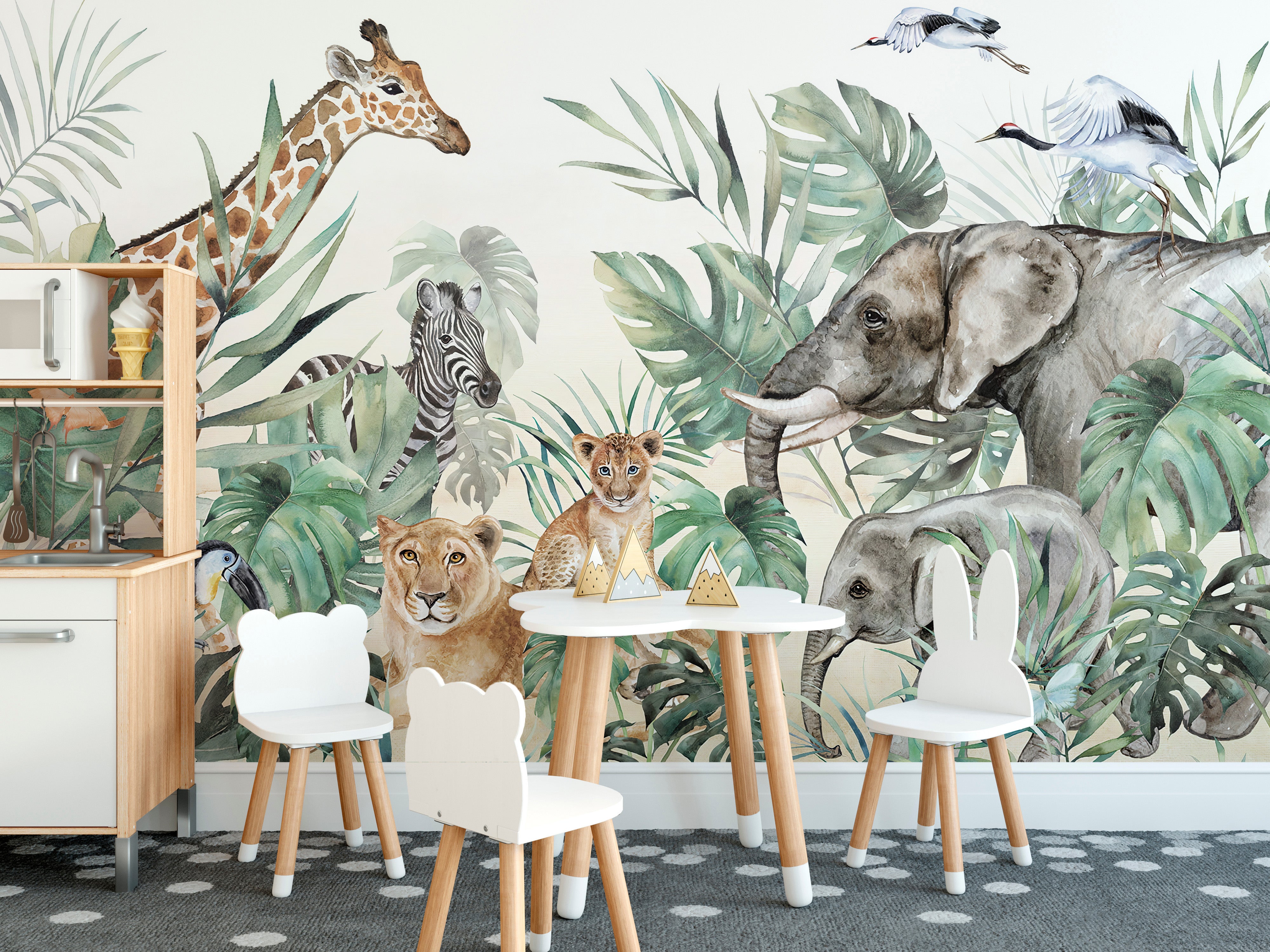 Wall mural showcasing artistic royal elegance