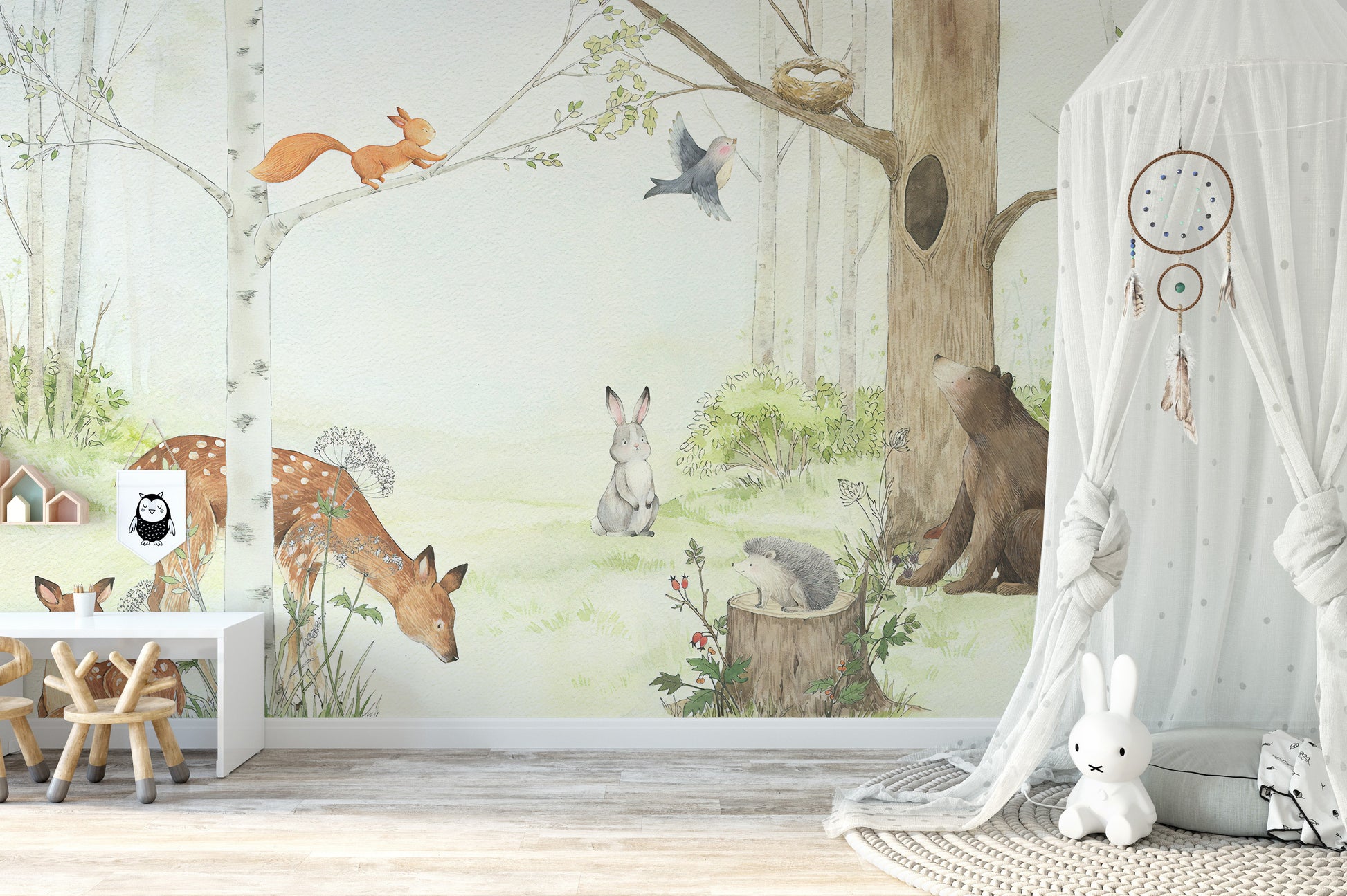 Kids wallpaper with watercolor forest animals