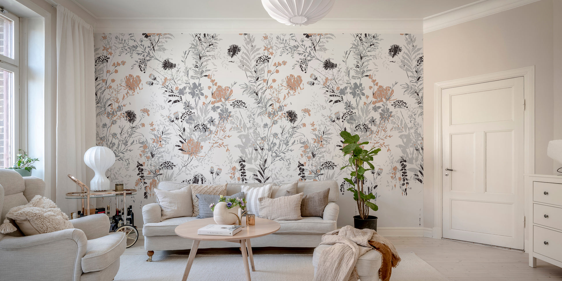 Classic leaf mural with a charming vintage aesthetic.
