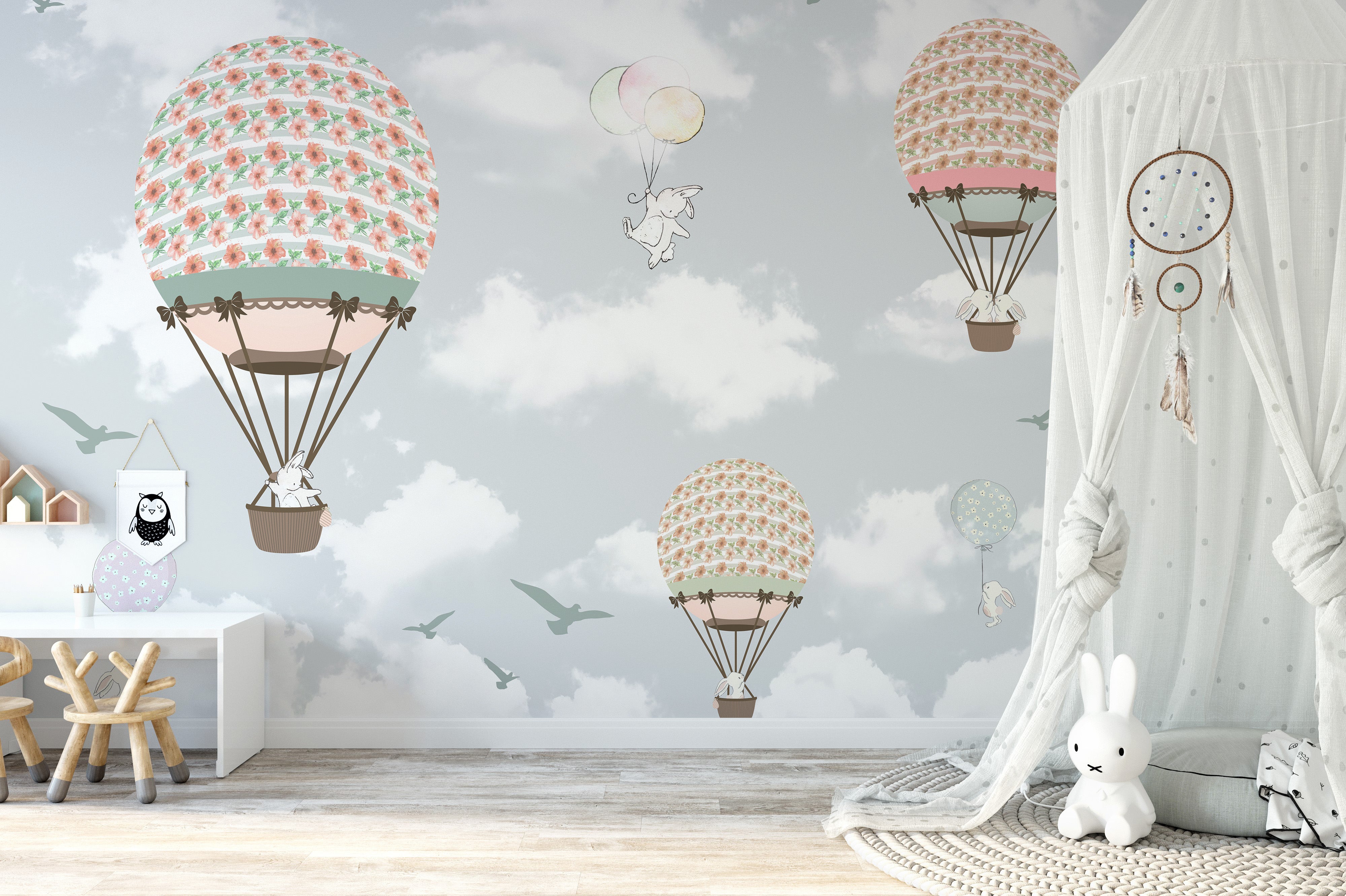 Wildlife Wonderland Ballooning Wallpaper Mural for Rooms
